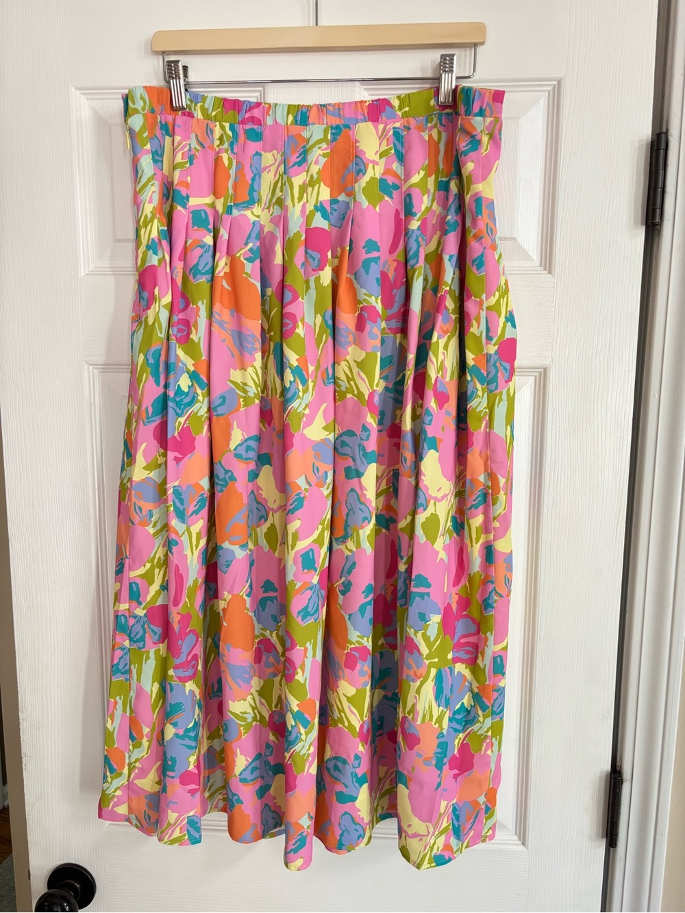 Crosby by Mollie Burch NWT Mallie Midi Skirt in Floral Haze, Size XXL - Picture 8 of 11
